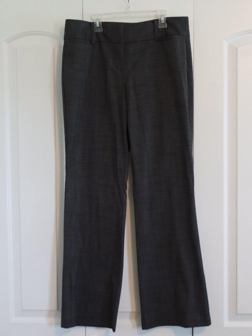 New York & Co 7th Avenue Suiting Collection Straight Leg Grey Dress Pant 10 Ave